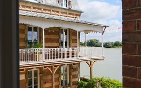 La Maison Plume